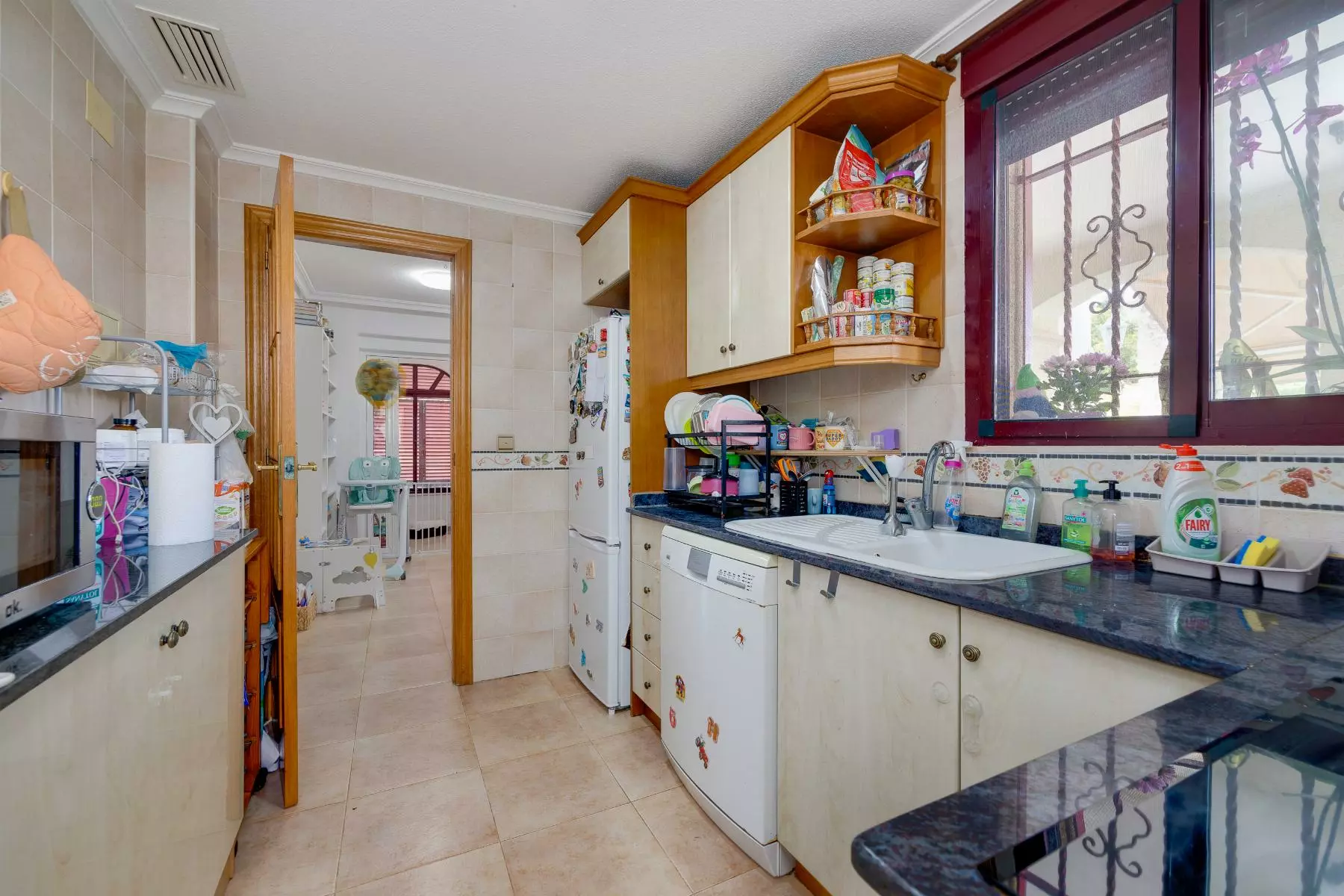 2273_676cfb6008087e552551cce8e0513a4a-c7548c 3-bedroom Villa In San Fulgencio, Spain (150 M²)