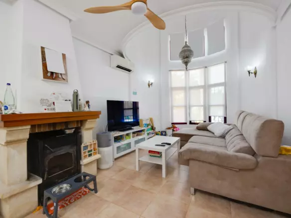 3-bedroom Villa In San Fulgencio, Spain (150 M²)