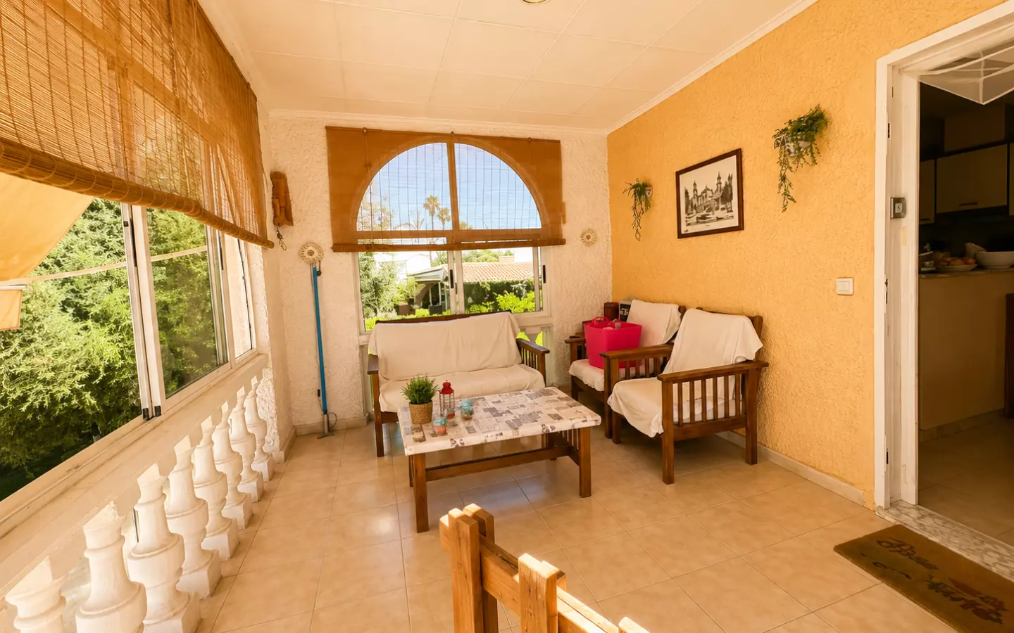 5-bedroom Villa In Torrevieja, Spain (200 M²)