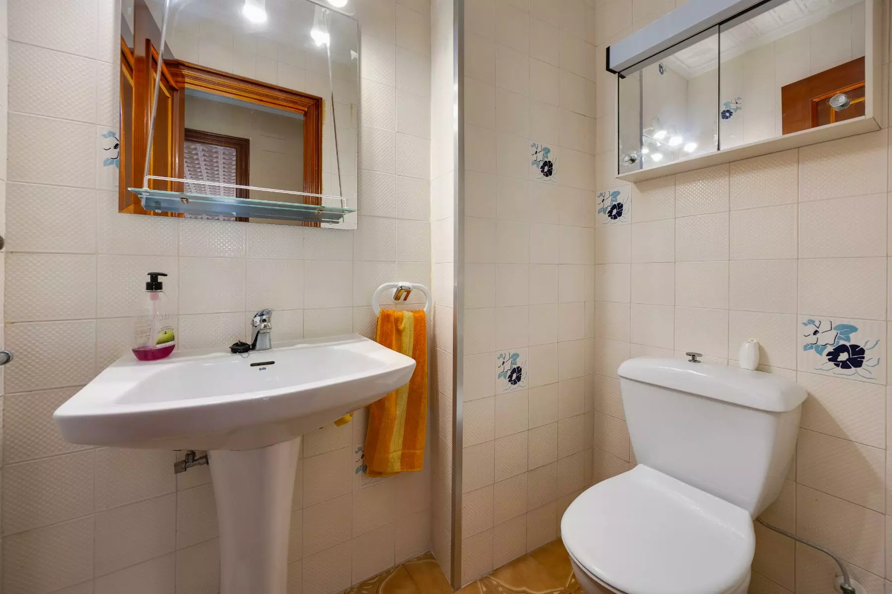 3-bedroom Apartment In Torrevieja, Spain (100 M²)