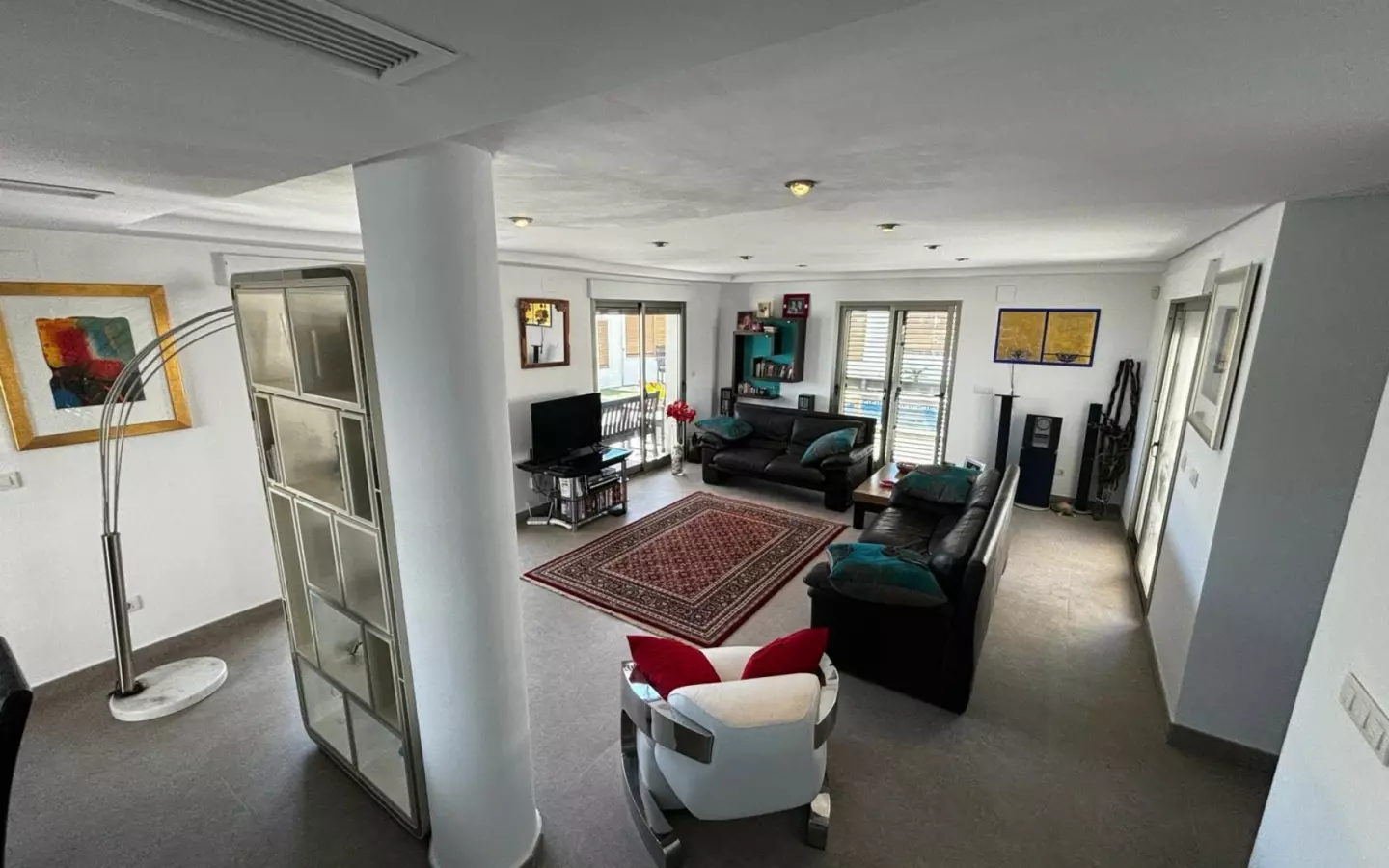3-bedroom Property In Cox, Spain (167 M²)