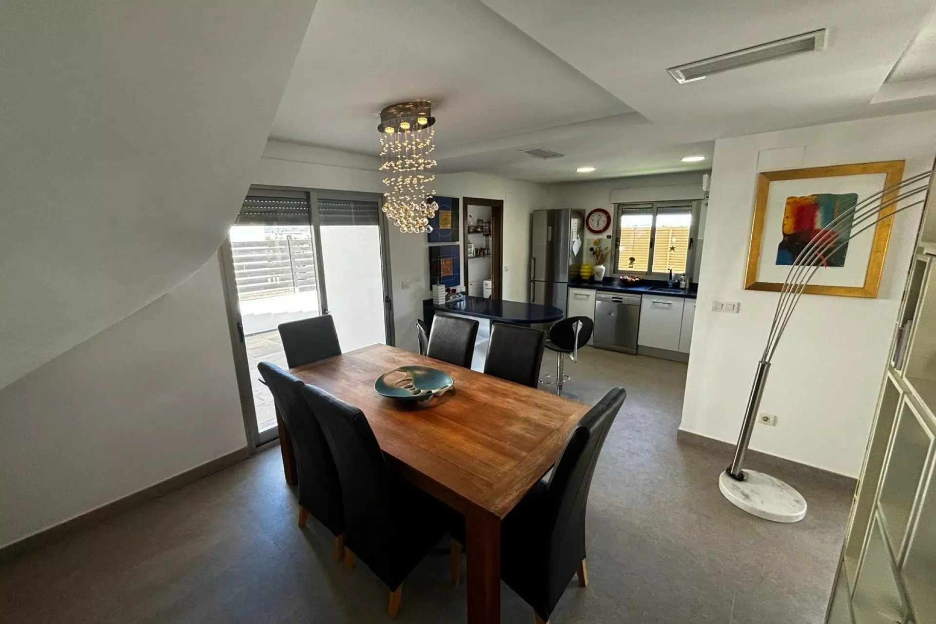 3-bedroom Property In Cox, Spain (167 M²)