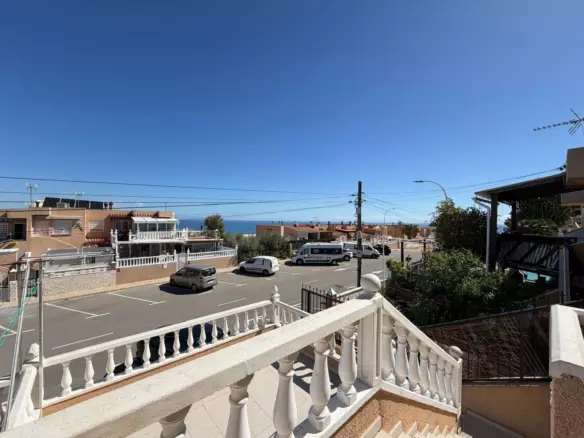 3-bedroom Town House In Gran Alacant, Spain (78 M²)