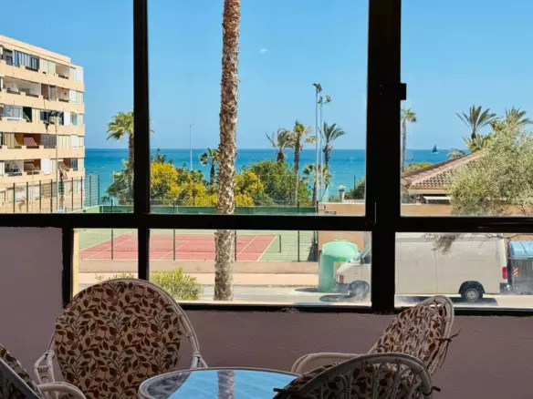 3-bedroom Apartment In Torrevieja, Spain (77 M²)