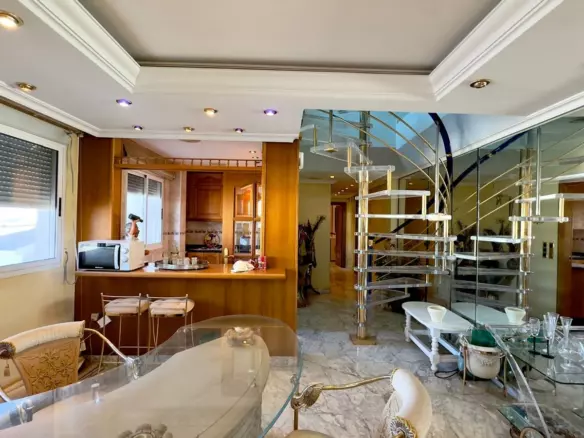 2-bedroom Penthouse In Torrevieja, Spain (195 M²)