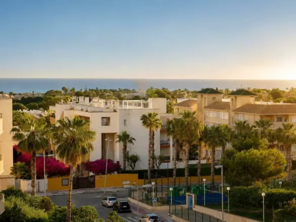 2-bedroom Penthouse In Orihuela Costa, Spain (72 M²)