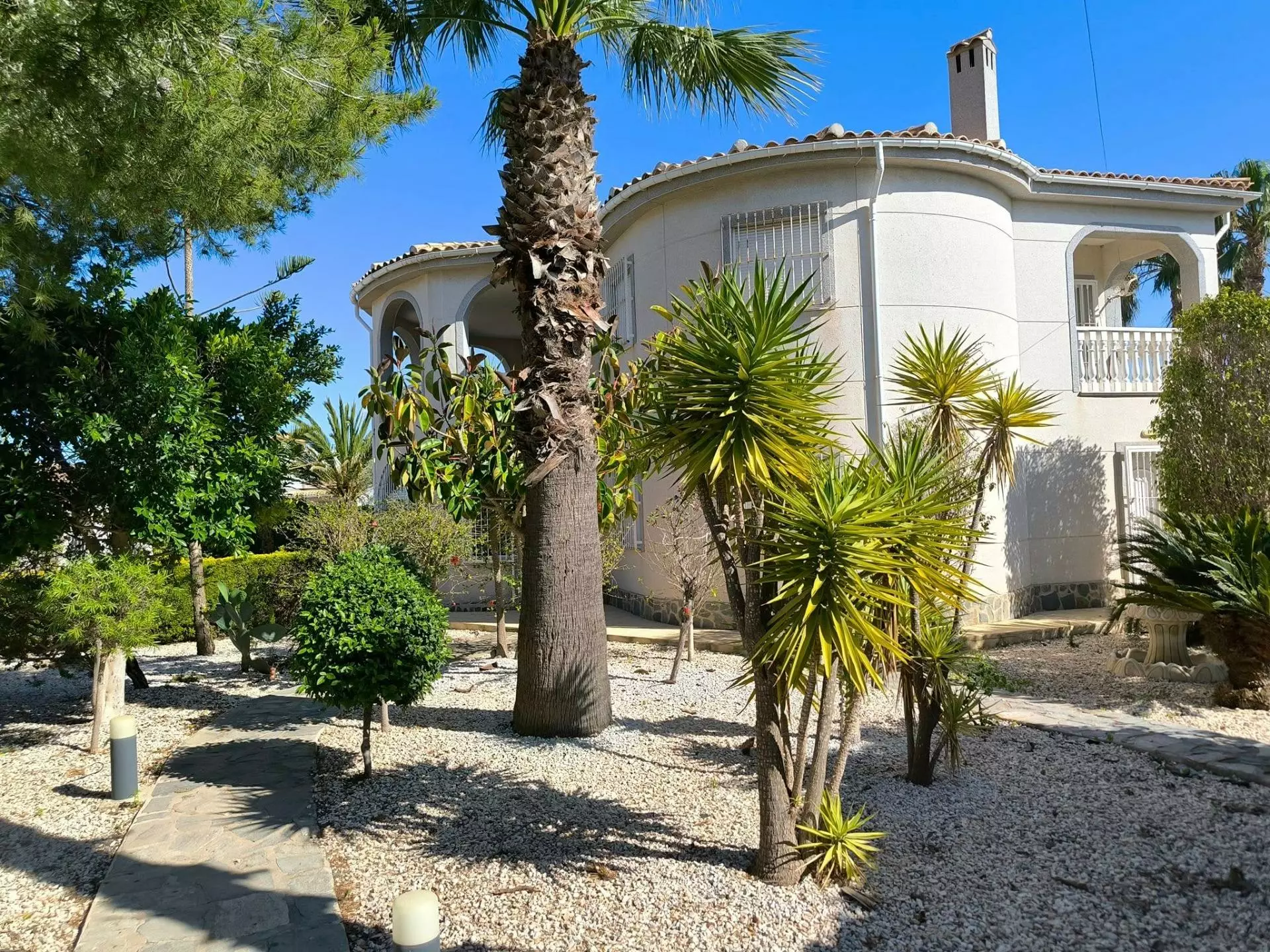 5-bedroom Villa In Torrevieja, Spain (220 M²)