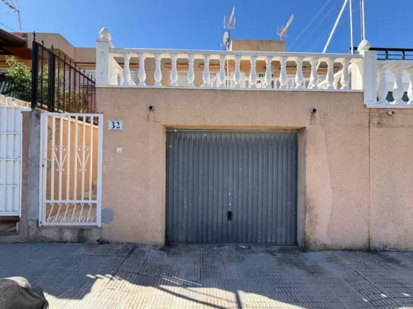 3-bedroom Town House In Gran Alacant, Spain (78 M²)