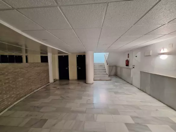 3-bedroom Apartment In Torrevieja, Spain (100 M²)