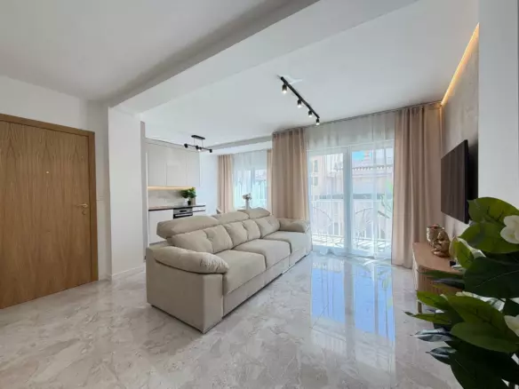 3-bedroom Penthouse In Torrevieja, Spain (92 M²)