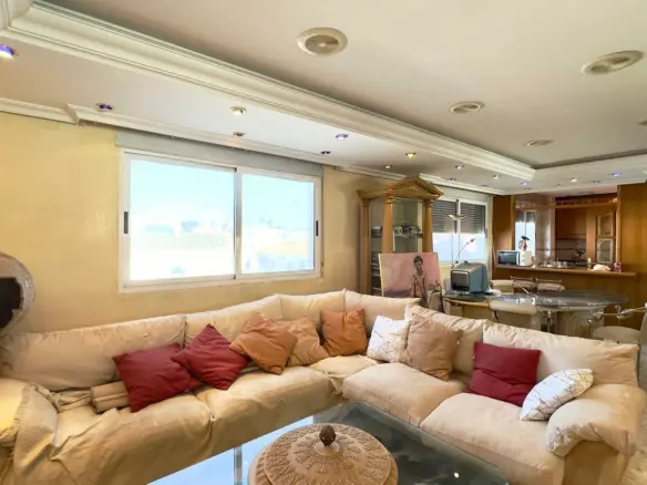 2-bedroom Penthouse In Torrevieja, Spain (195 M²)