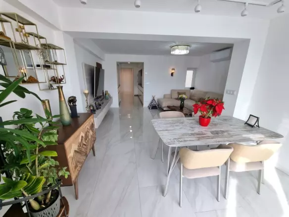2-bedroom Apartment In Torrevieja, Spain (89 M²)