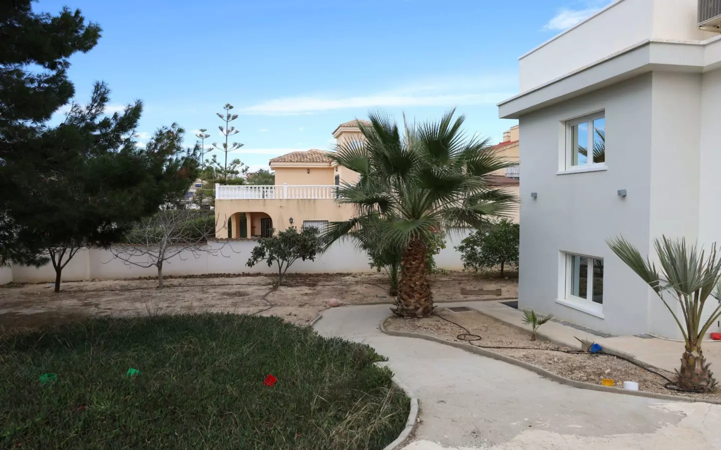 5-bedroom Villa In Ciudad Quesada, Spain (330 M²)