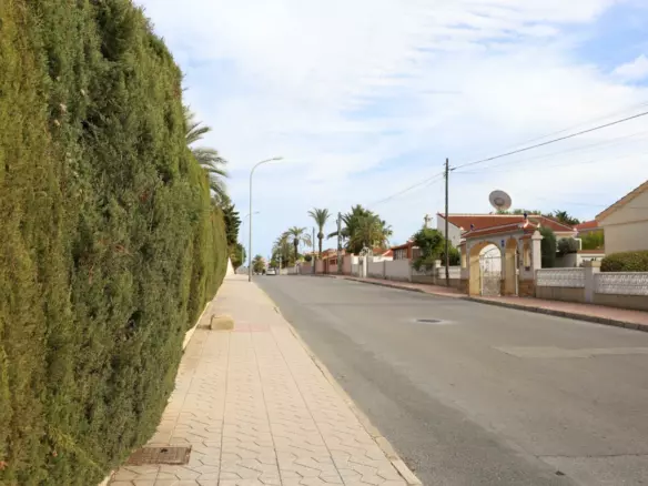 5-bedroom Villa In Ciudad Quesada, Spain (330 M²)