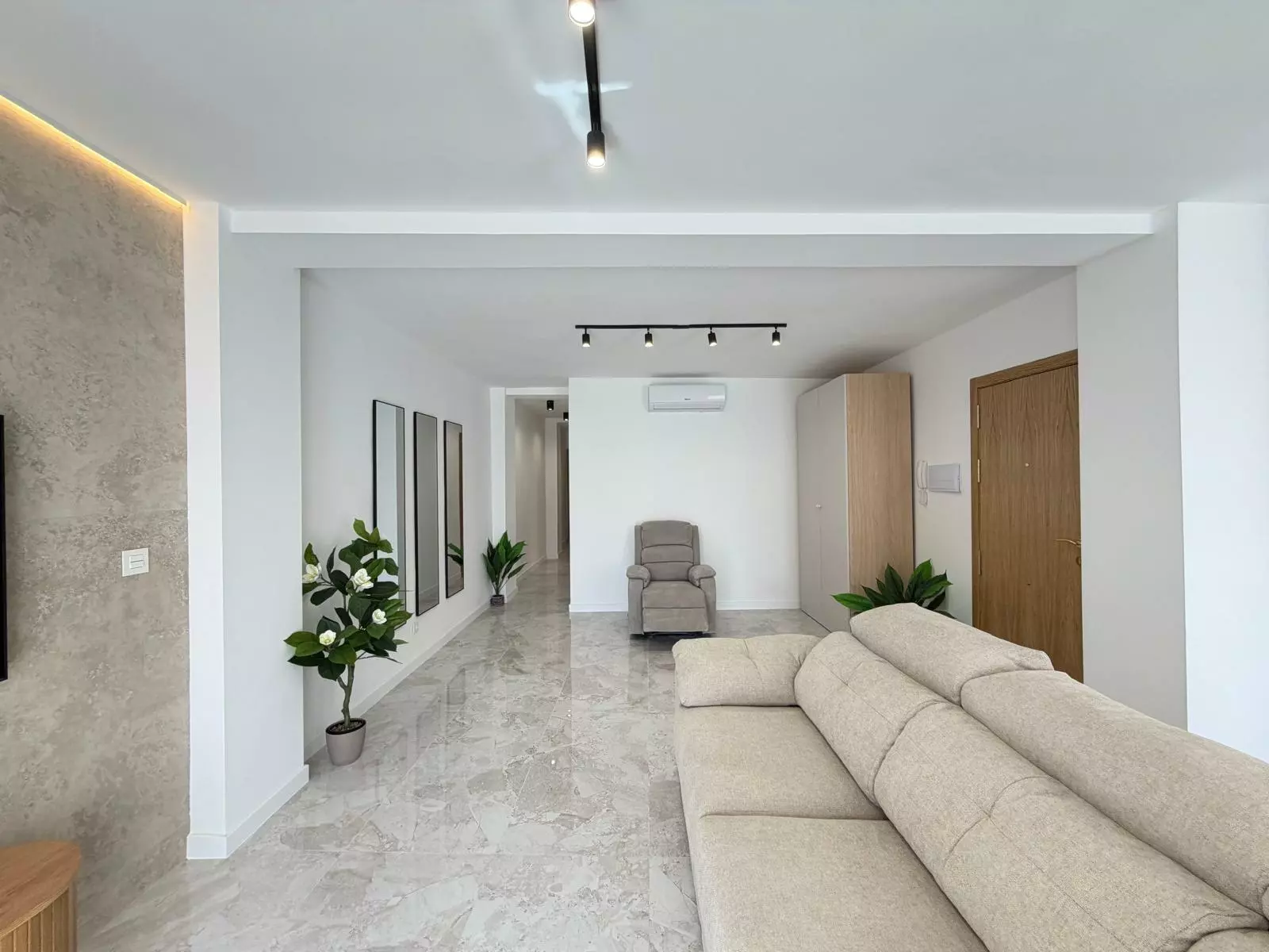 3-bedroom Penthouse In Torrevieja, Spain (92 M²)
