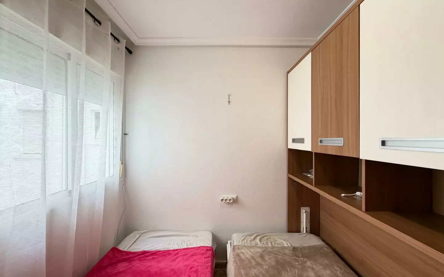 2-bedroom Apartment In Torrevieja, Spain (63 M²)