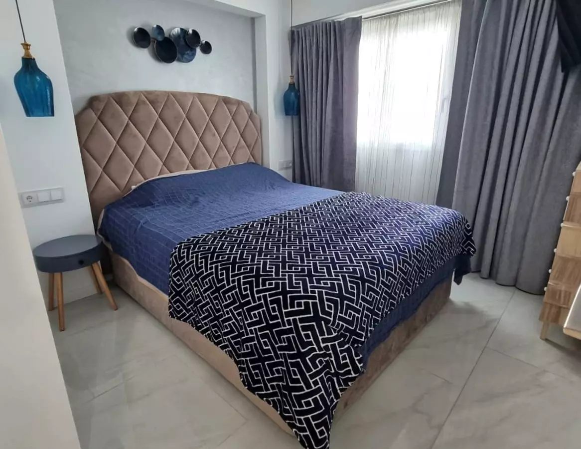 2-bedroom Apartment In Torrevieja, Spain (89 M²)