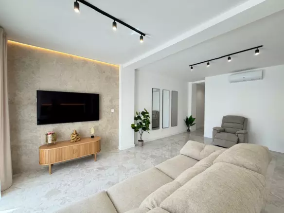 3-bedroom Penthouse In Torrevieja, Spain (92 M²)