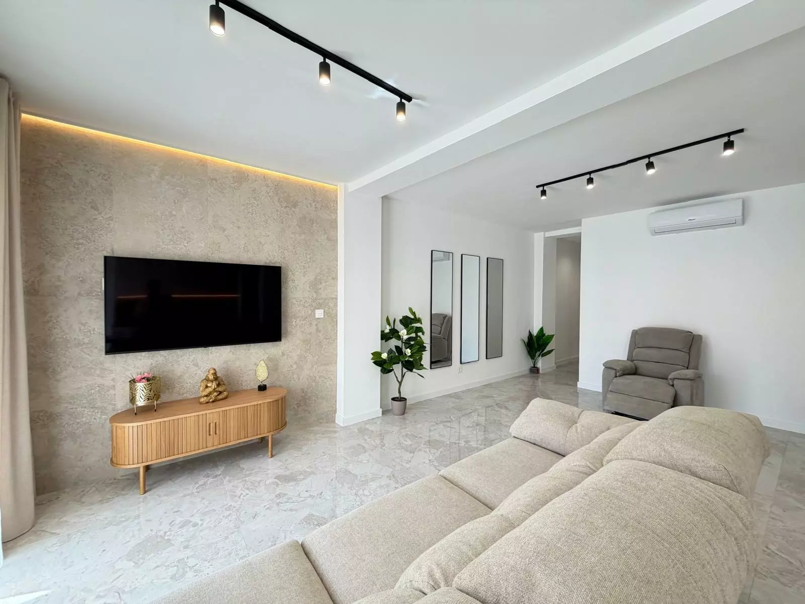 3-bedroom Penthouse In Torrevieja, Spain (92 M²)