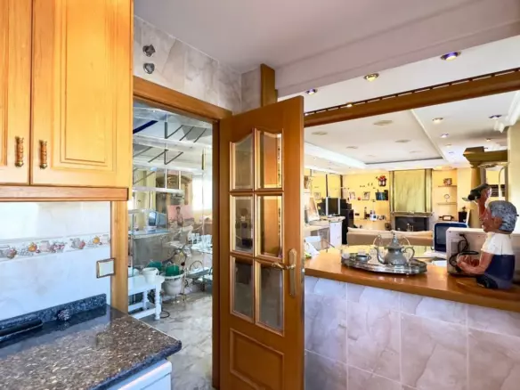 2-bedroom Penthouse In Torrevieja, Spain (195 M²)
