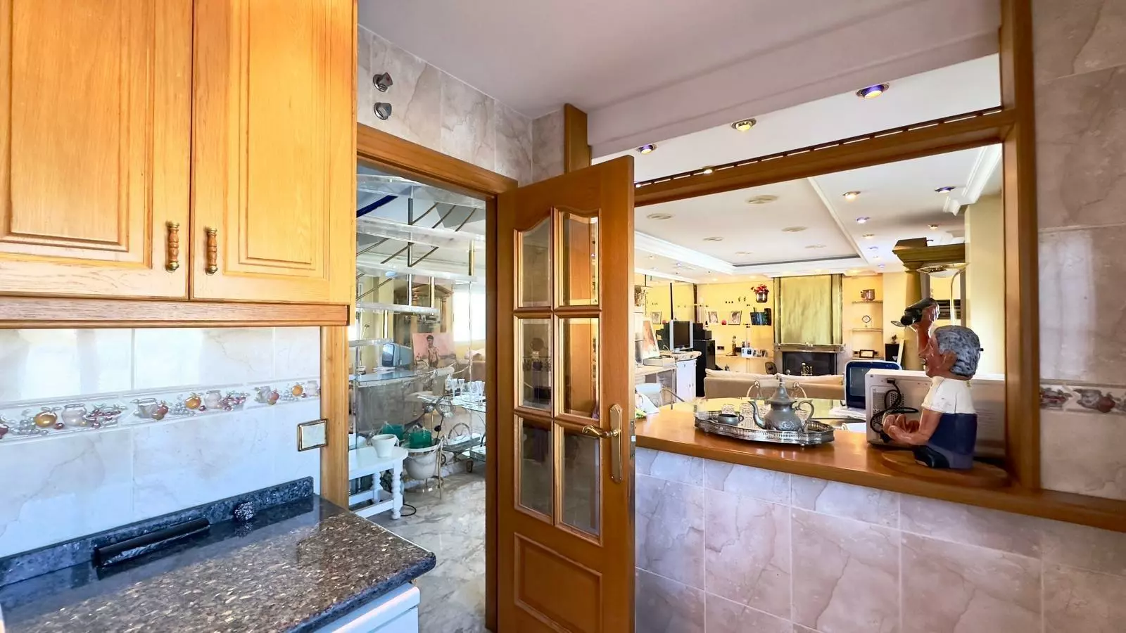 2-bedroom Penthouse In Torrevieja, Spain (195 M²)