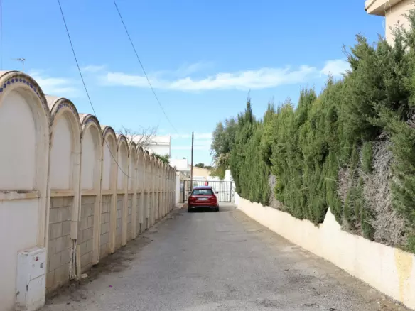 5-bedroom Villa In Ciudad Quesada, Spain (330 M²)