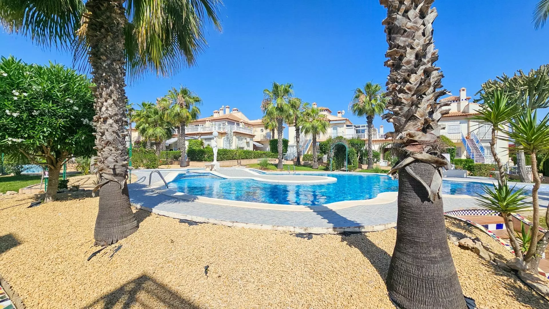 2-bedroom Bungalow In Orihuela Costa, Spain (90 M²)