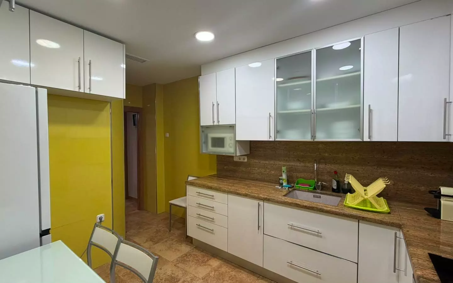 3-bedroom Apartment In Torrevieja, Spain (113 M²)