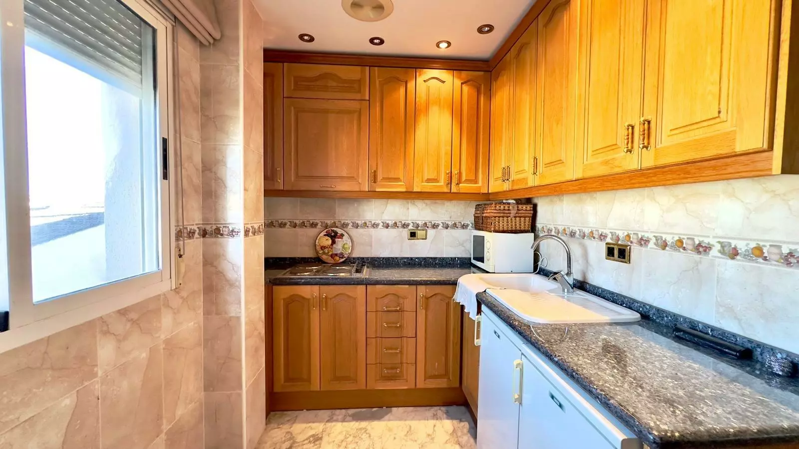2-bedroom Penthouse In Torrevieja, Spain (195 M²)
