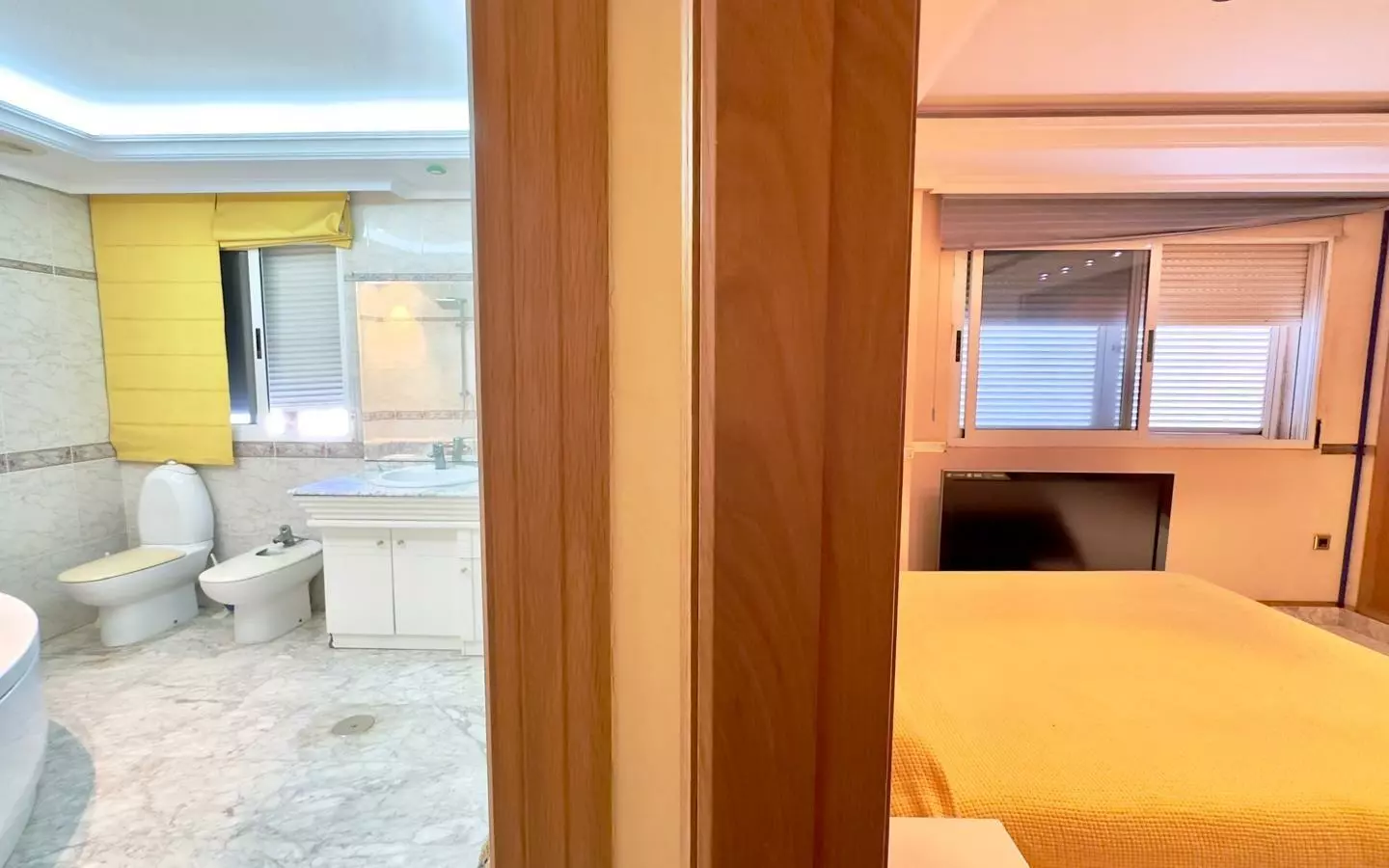 2-bedroom Penthouse In Torrevieja, Spain (195 M²)