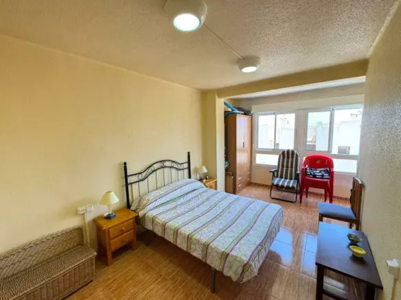 3-bedroom Apartment In Torrevieja, Spain (80 M²)
