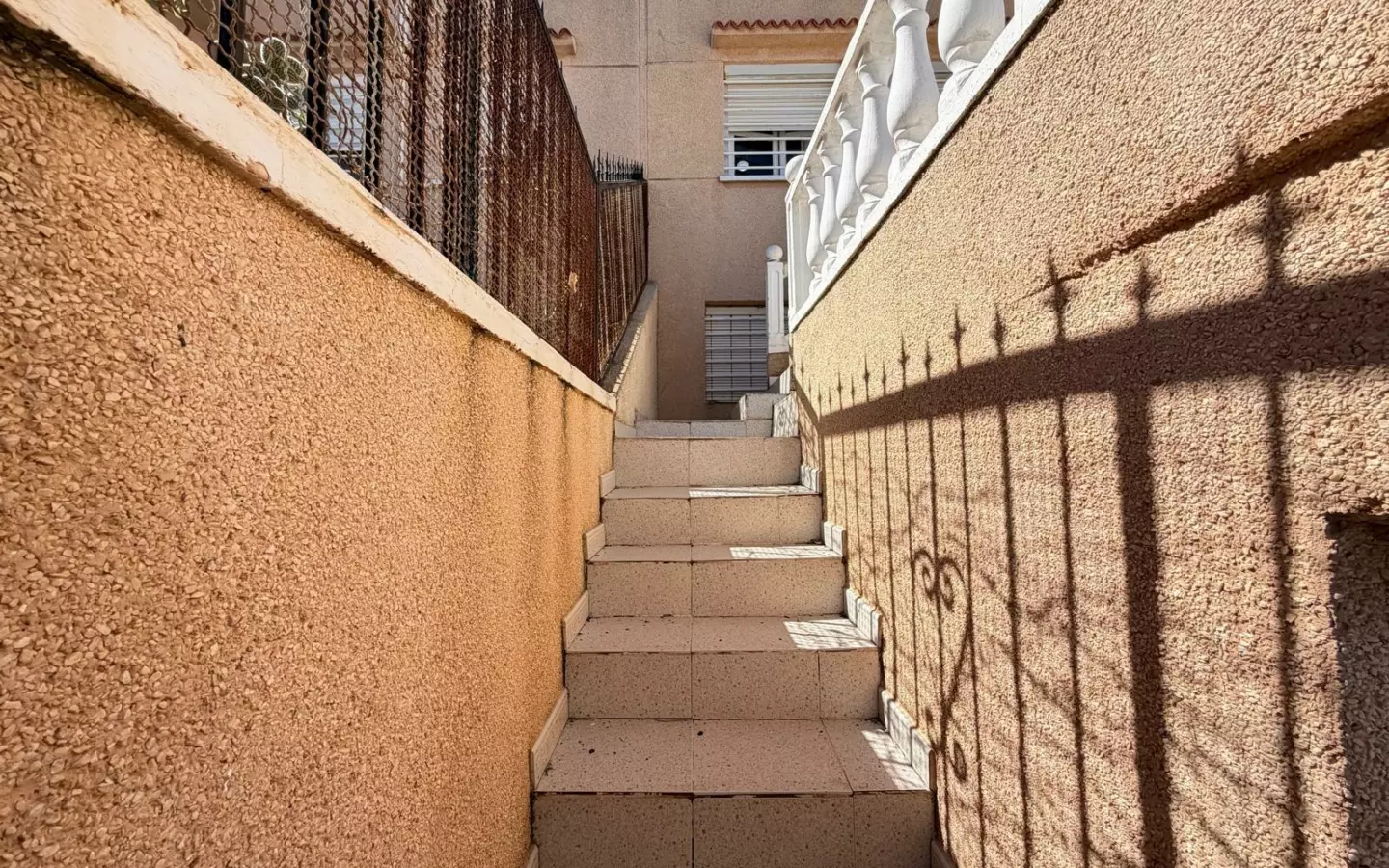 3-bedroom Town House In Gran Alacant, Spain (78 M²)