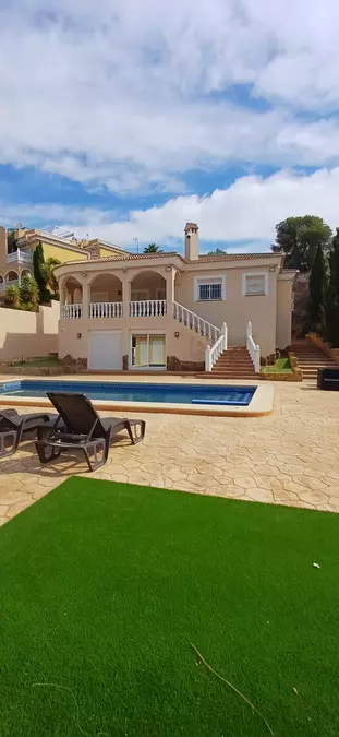 5-bedroom Villa In Algorfa, Spain (300 M²)