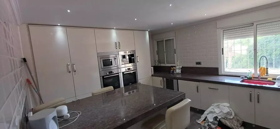 5-bedroom Villa In Algorfa, Spain (300 M²)