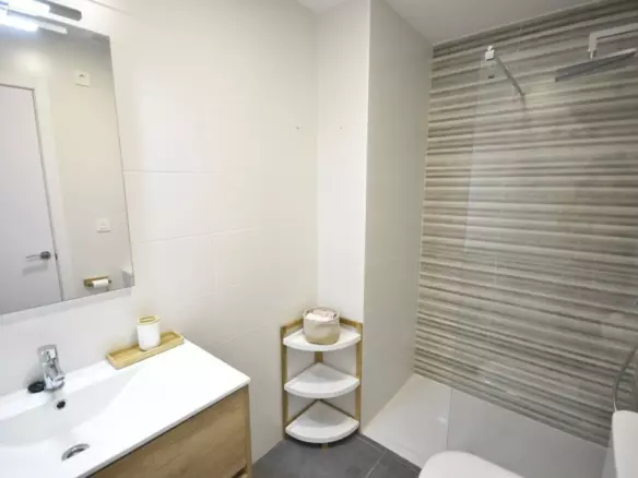 3-bedroom Apartment In Orihuela Costa, Spain (80 M²)