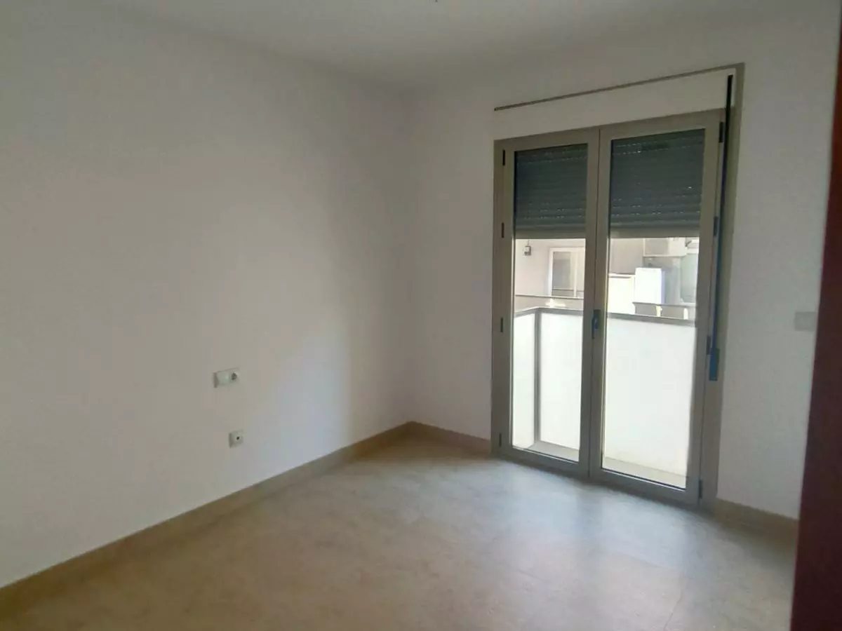 3-bedroom Apartment In Torrevieja, Spain (122 M²)