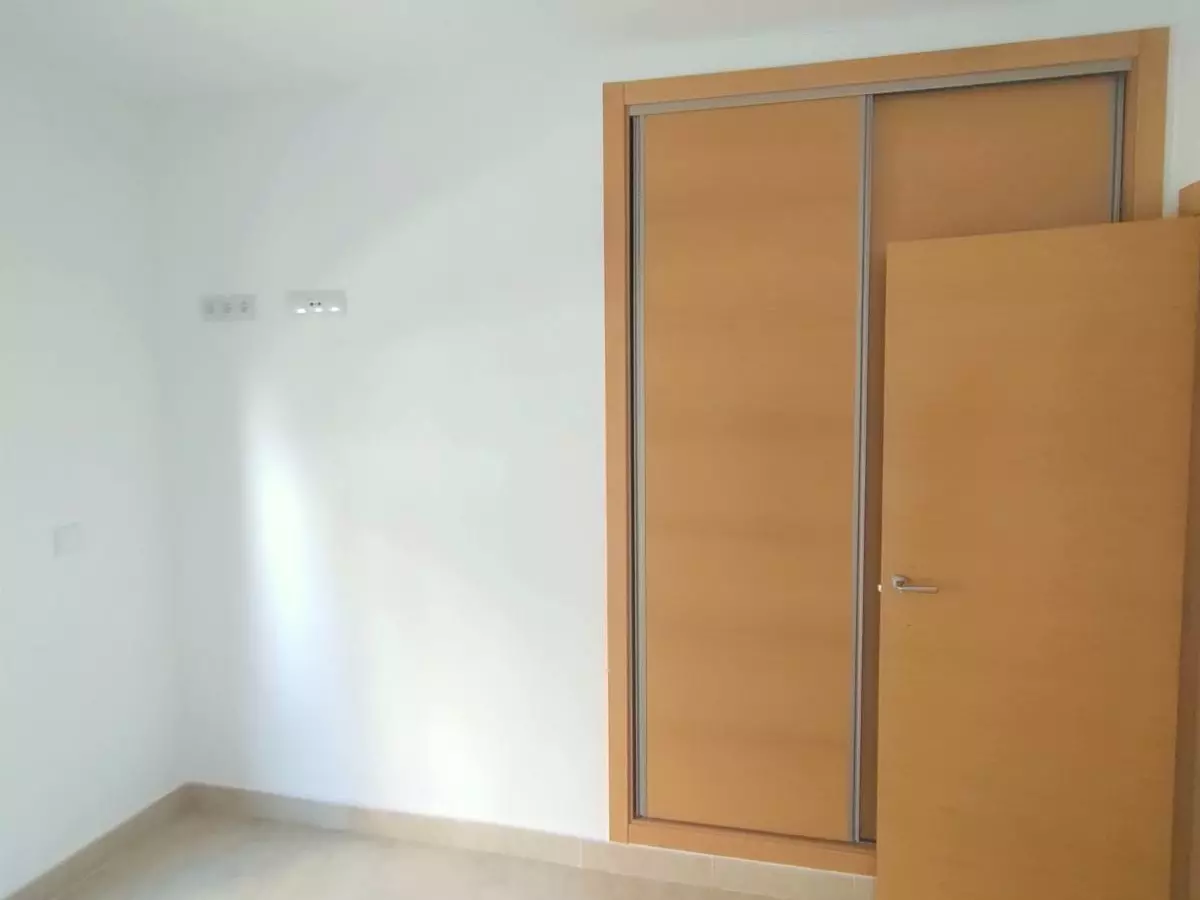 3-bedroom Apartment In Torrevieja, Spain (122 M²)