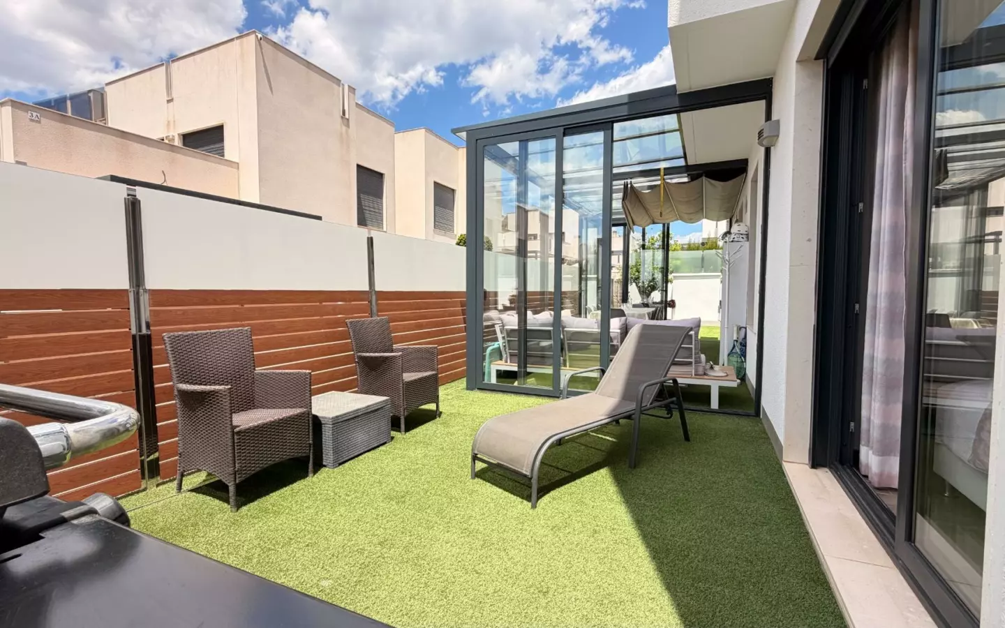 5-bedroom Villa In Torrevieja, Spain (194 M²)