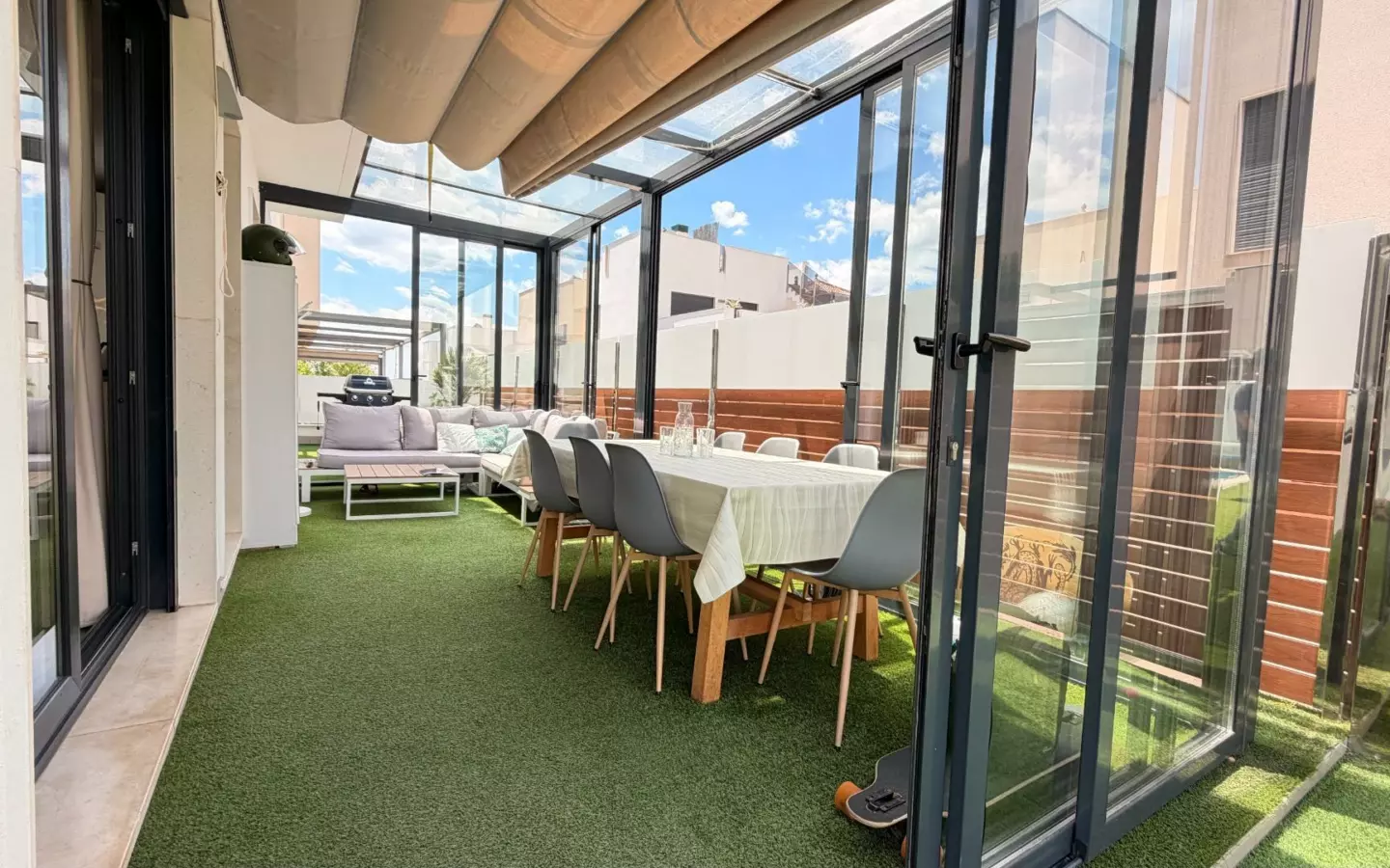 5-bedroom Villa In Torrevieja, Spain (194 M²)