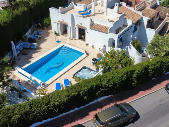 2-bedroom Semi In Torrevieja, Spain (133 M²)