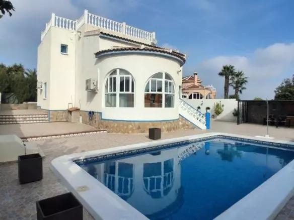 5-bedroom Villa In Rojales, Spain (187 M²)