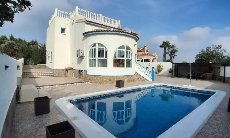 5-bedroom Villa In Rojales, Spain (187 M²)