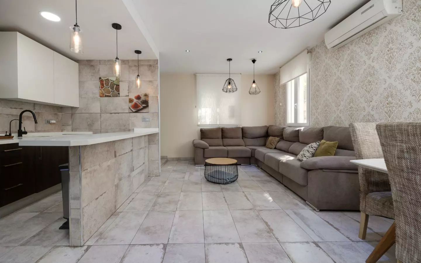 3-bedroom Town House In Torrevieja, Spain (138 M²)