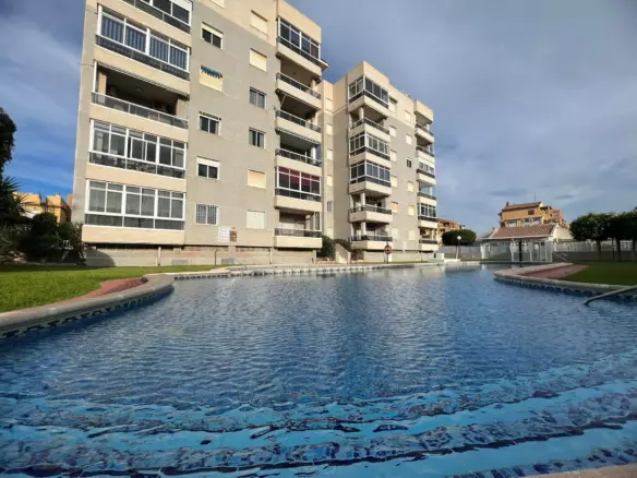 2-bedroom Apartment In Torrevieja, Spain (68 M²)