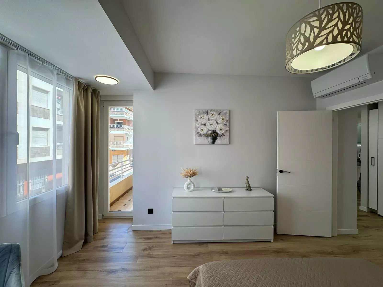 3-bedroom Apartment In Torrevieja, Spain (100 M²)