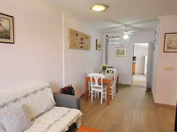 2-bedroom Bungalow In Guardamar Del Segura, Spain (86 M²)