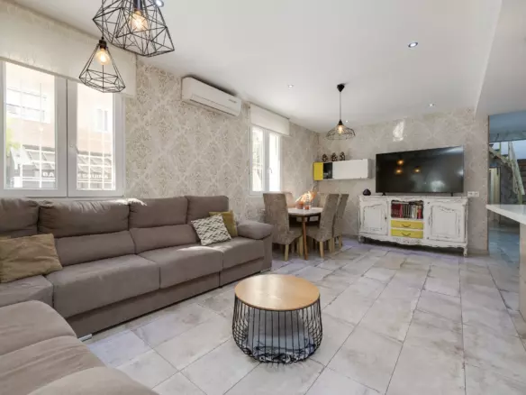 3-bedroom Town House In Torrevieja, Spain (138 M²)