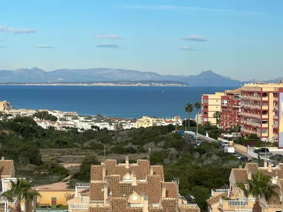 2-bedroom Apartment In Torrevieja, Spain (68 M²)