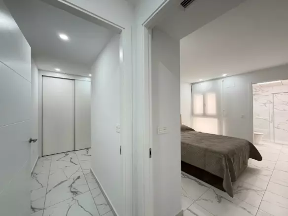 2-bedroom Apartment In Torrevieja, Spain (105 M²)