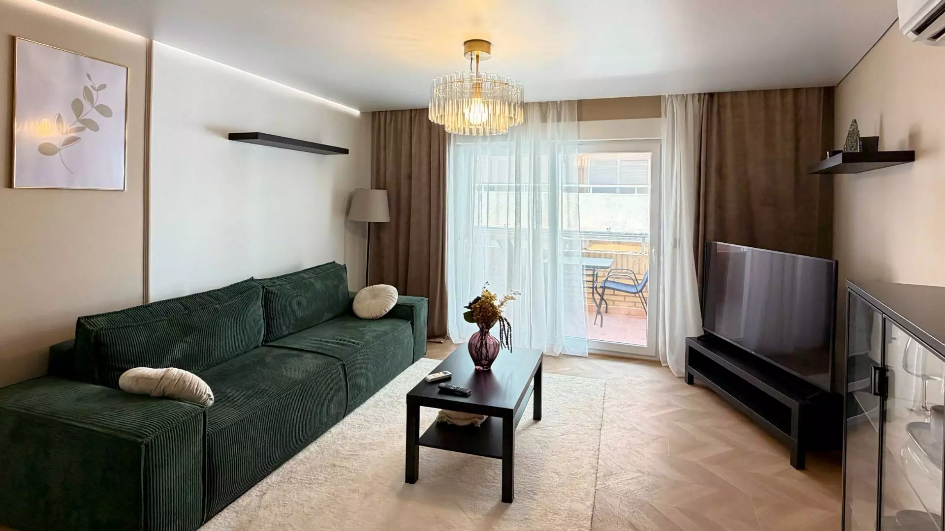 5-5-31f0b7 3-bedroom Apartment In Torrevieja, Spain (100 M²)